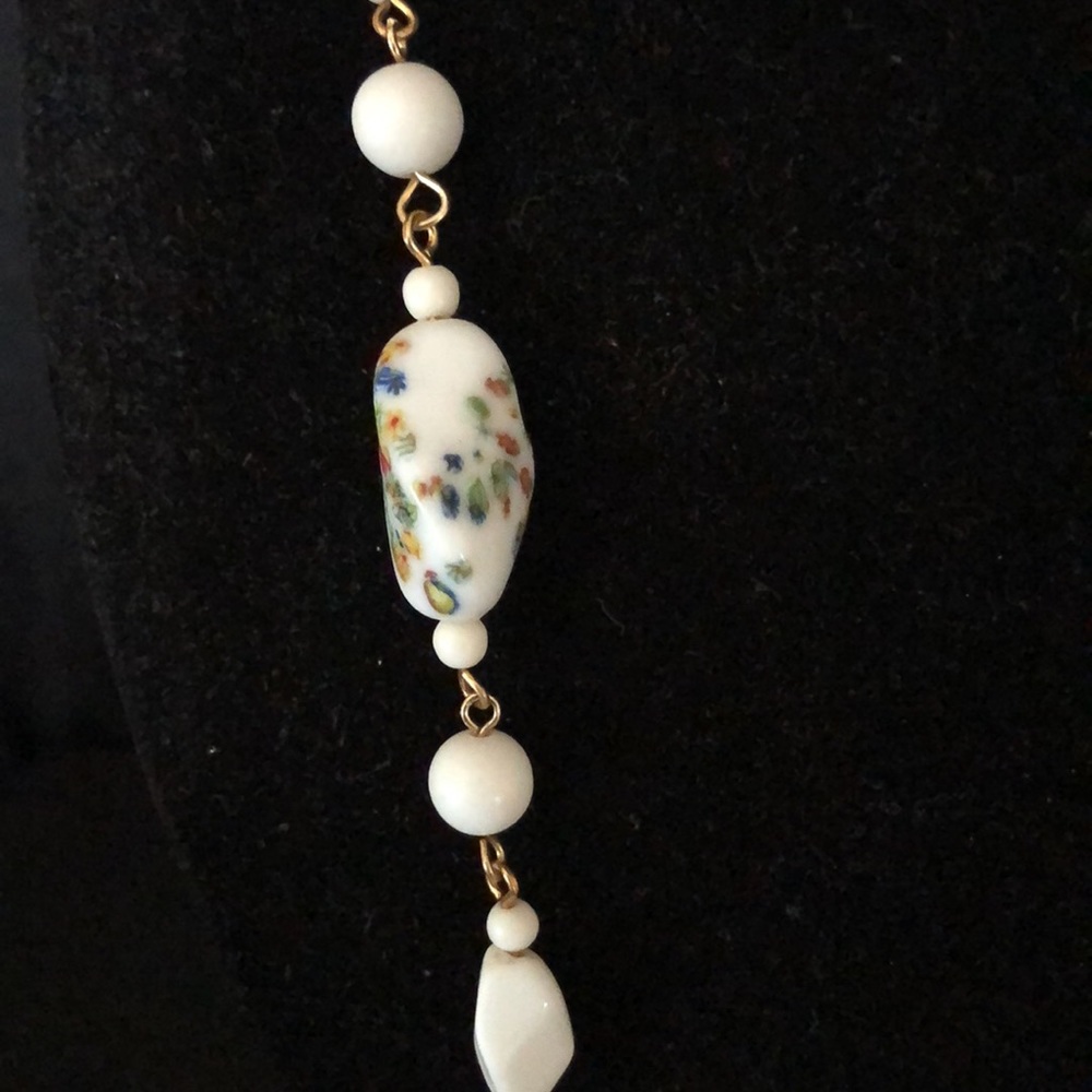 Very Victorian Looking Necklace - Picture 2 of 2